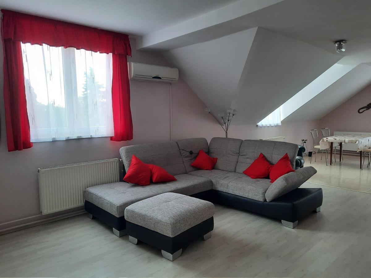 Fitt Apartman Ленти Экстерьер фото